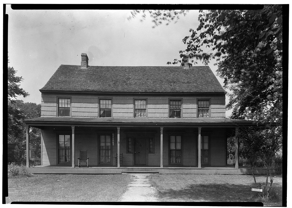 Nat Conklin House, 280 Deer Park Avenue