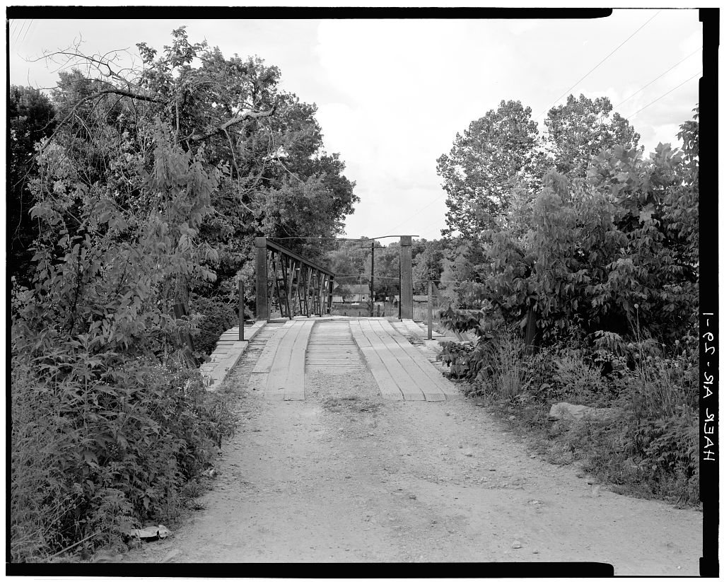 Spavinaw Creek Bridge, Spans Spavinaw Creek at Benton County Road 29