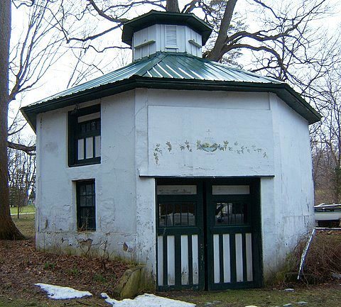 Pratt Buckingham Carriage House