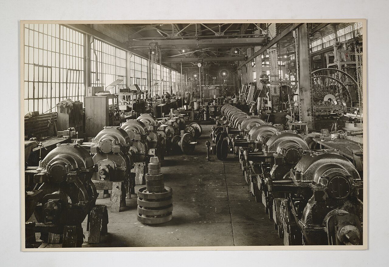 Industries of War - Machinery - Miscellaneous - Manufacture of engines at plant of Clark Brothers Company, Olean, New Y…
