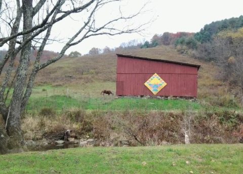 Barn at Tea Berry bridge