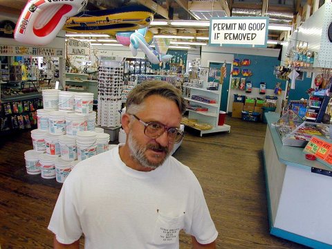 FEMA - 447 - Photograph by Dave Gatley taken on 09-18-1999 in North Carolina