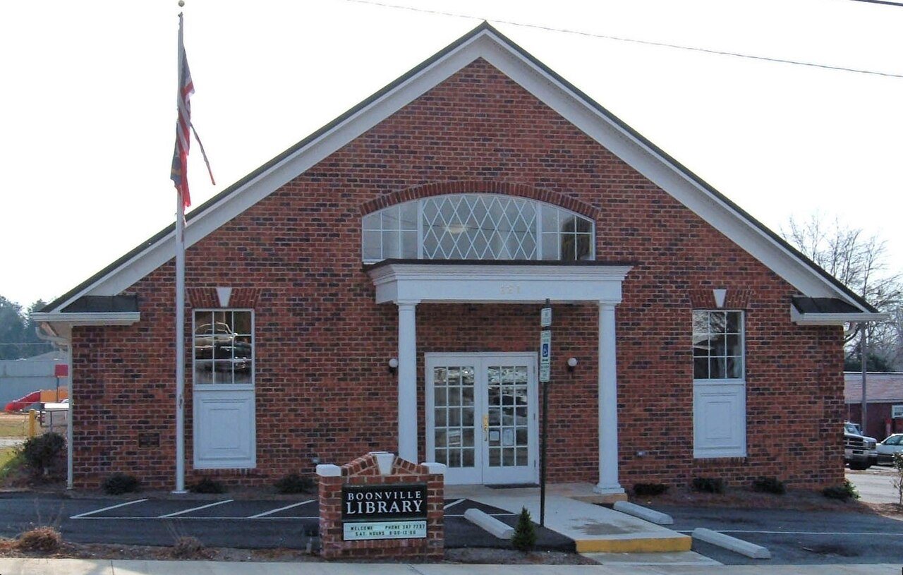 Boonville, NC library