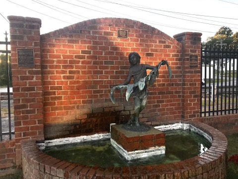 Fountain in Friendship Park