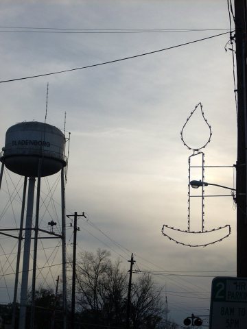 Bladenboro water tower on Christmas