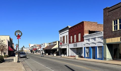 South Caswell Street La Grange - 1