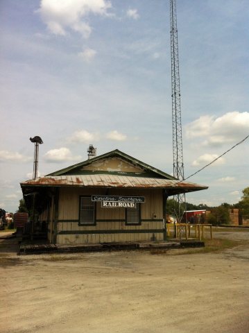 Carolina Southern Railroad Depot August 2013 - panoramio (1)