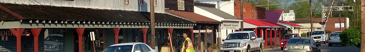 Pembroke Third Street (cropped)