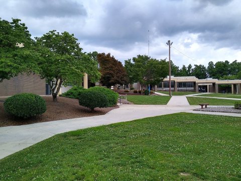 Trinity High School (North Carolina) 3