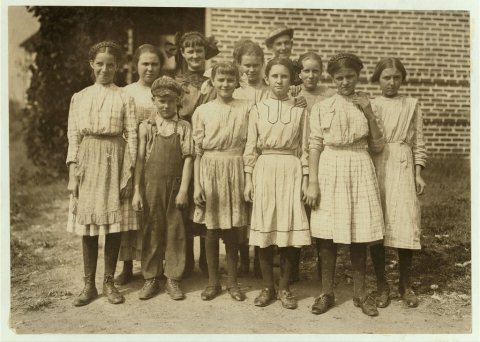 Workers in the Nokomis Cotton Mill