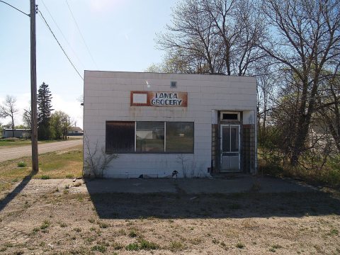 Landa, North Dakota - P5221398