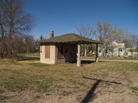Landa, North Dakota - P5221401