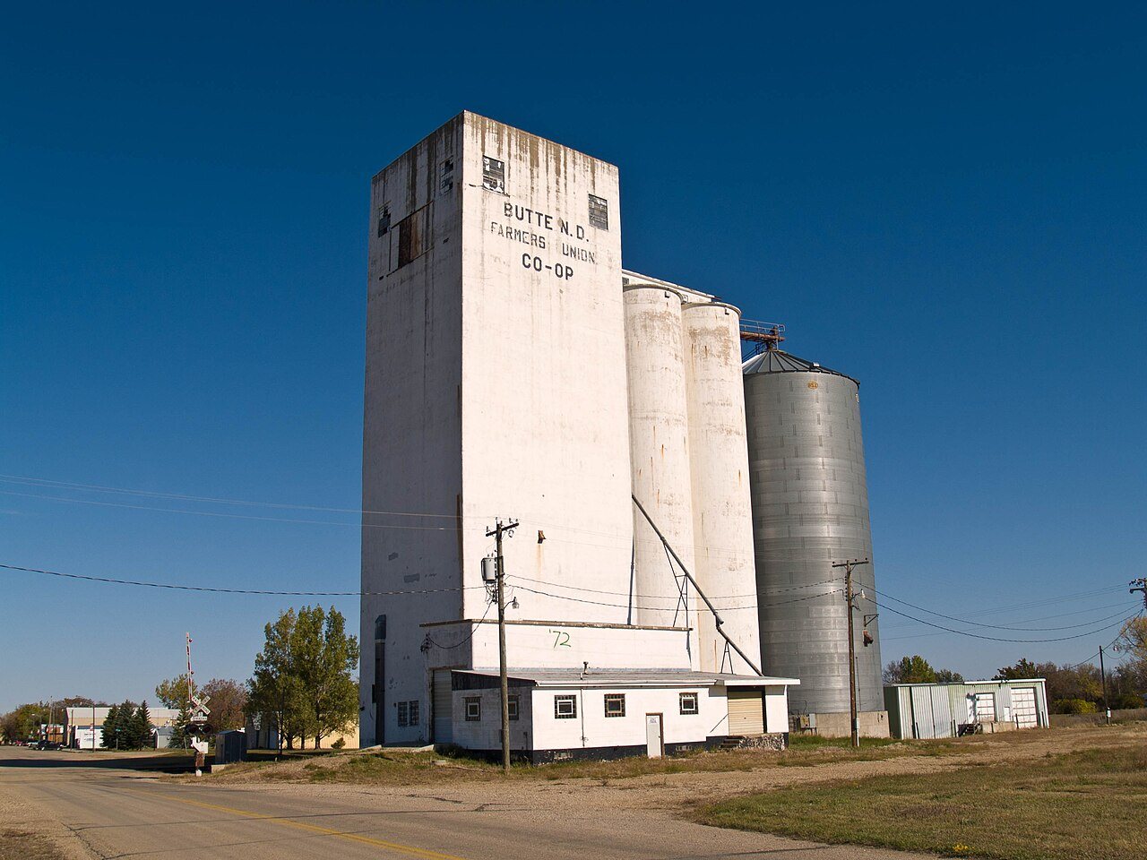 CO-OP Butte, North Dakota 10-17-2008