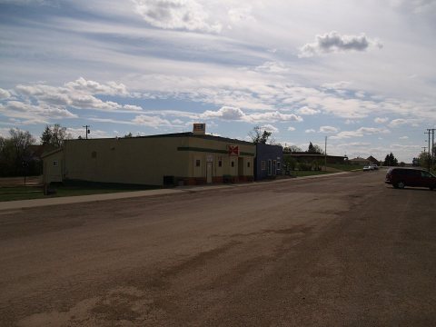 Golva, North Dakota bar and post office