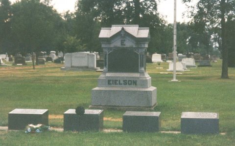 CarlBenEielsongrave