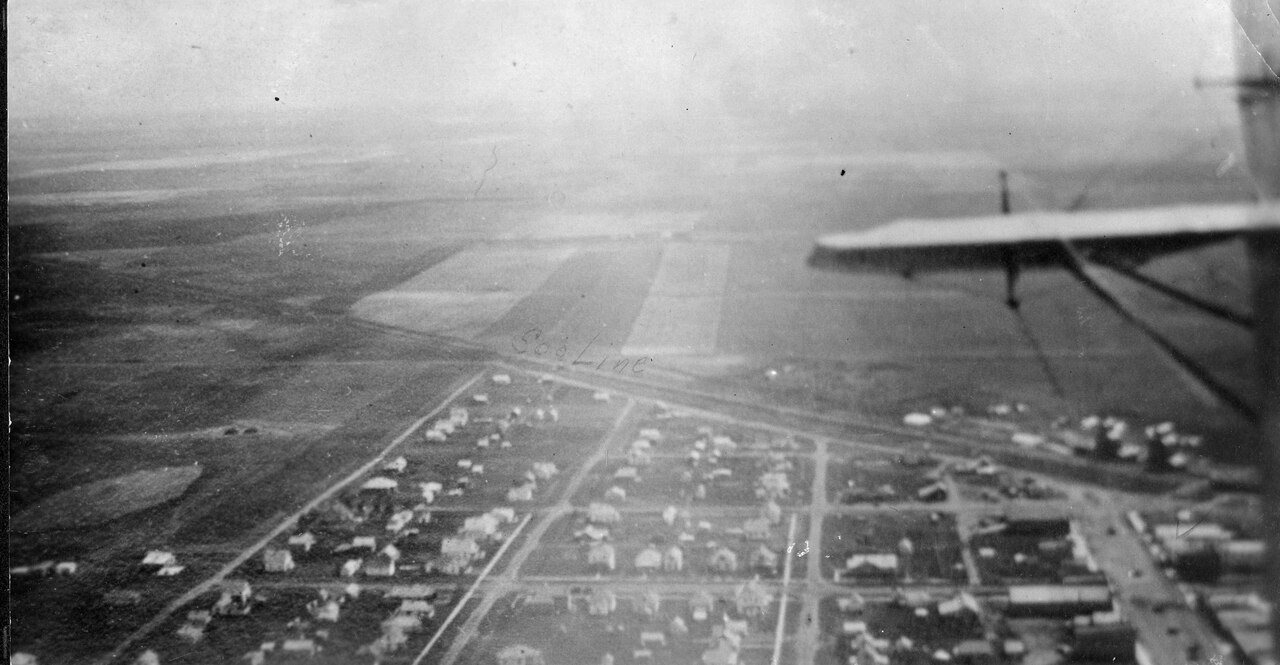 Garrison, North Dakota as seen from the air, 1920