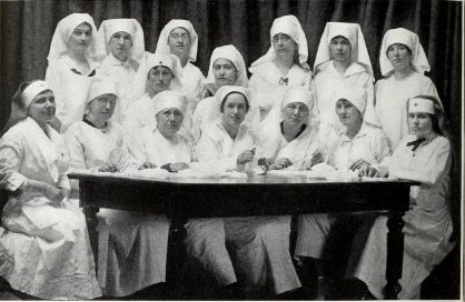 First DAR chapter formed in North Dakota, at Valley City (1918)