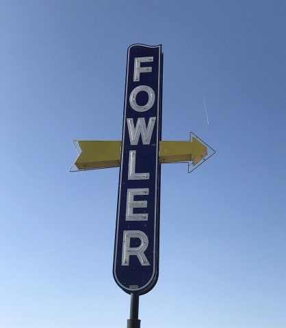Fowler sign