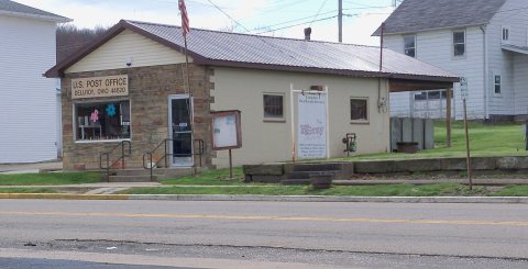 Dellroy Post Office