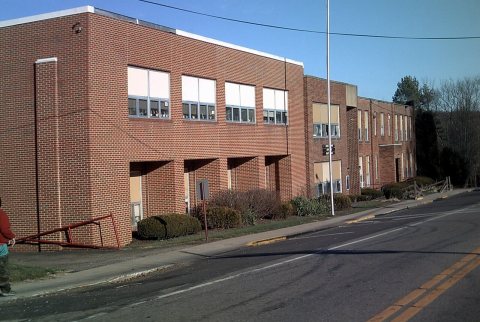 Dellroy Ohio Elementary001