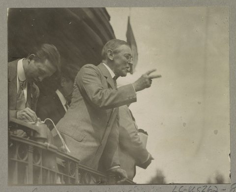 Governor Woodrow Wilson campaigning by train for president in