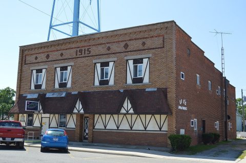 Li e's Apartments