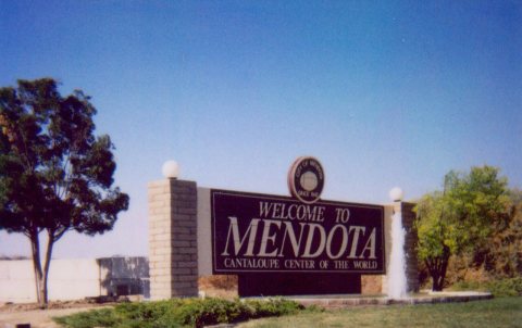 Mendota entrance sign 2006