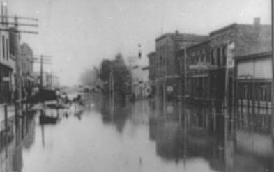 Flood, Grand Rapids, Ohio [approximately 1904]