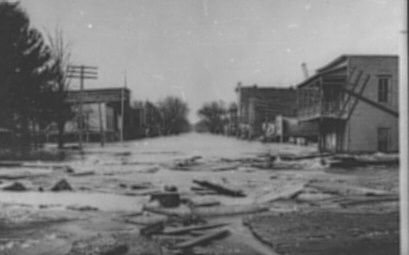 Flood, Grand Rapids, Ohio (approximately 1904) - DPLA - 11972bcbb7b4cbc7632fc376fab7ed16