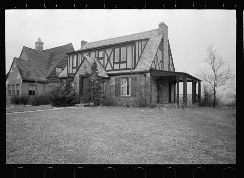 Untitled photo, possibly related to: Houses