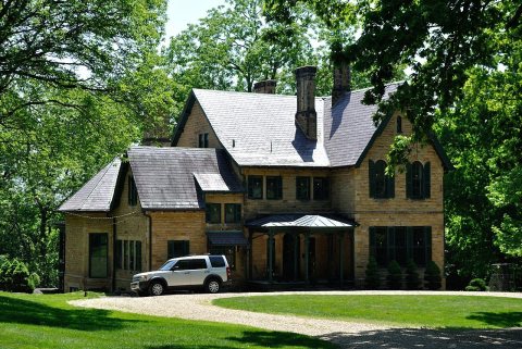 The Kokosing House