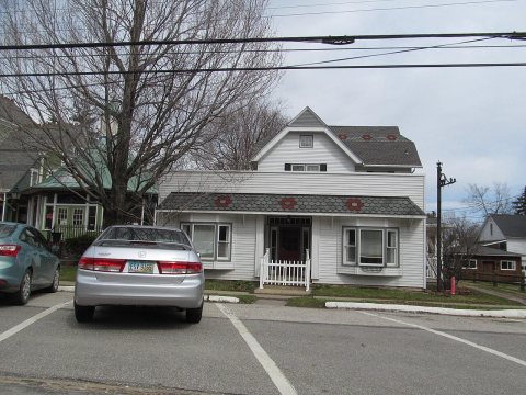 Burton, Ohio