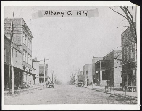 Street in Albany, Athens County, Ohio, 1914 - DPLA - b721c2c06e18643bc676089405a4b088