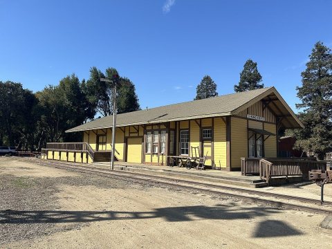 King City station
