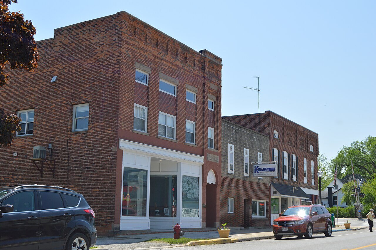 Findlay Street near rail line