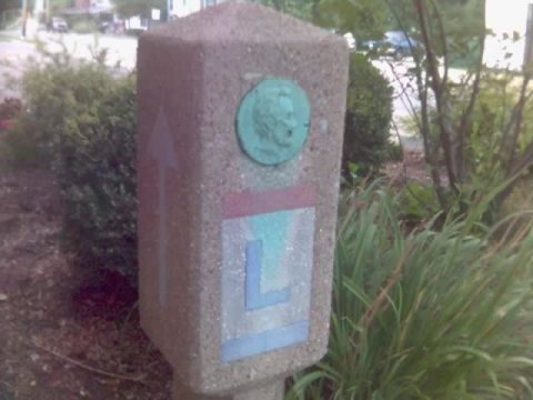 Lincol Hwy marker