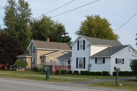 Main west of Oneida