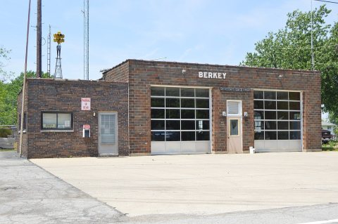 Berkey municipal building, front