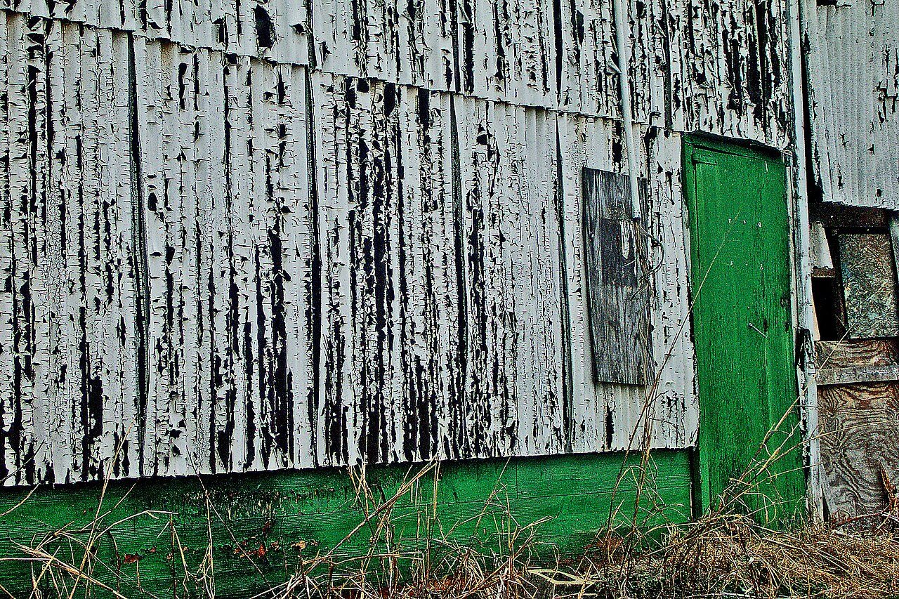 "Green door, what's that secret you're keepin'?"