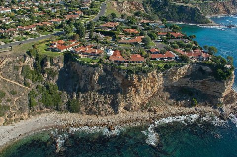Lunada bay coast