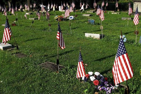 2006-07-25 - Road Trip - Day 2 - United States - Ohio - Girard - Liberty-Union Cemetery - American F