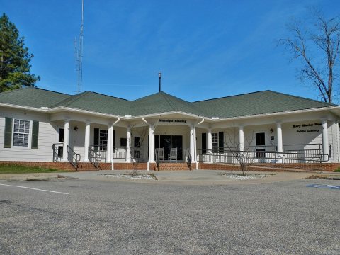 Brantley, Alabama Municipal Building and Mary Moxley Weed Public Library