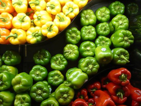 RedGreenYellowPeppersDisplay