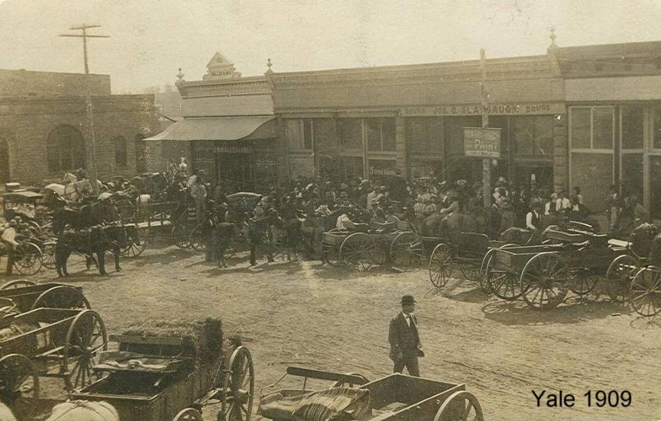 Yale main 1909