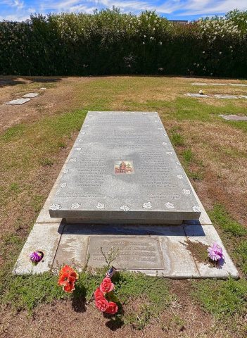 Los Gatos Canyon Plane Crash Victims Burial Site
