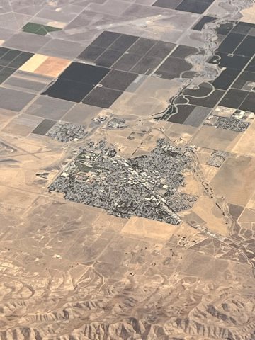 Aerial view of Coalinga (California) in July 2022