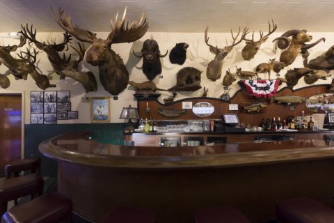 Foster's Bighorn Bar and Restaurant