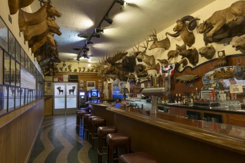 Foster's Bighorn Bar and Restaurant