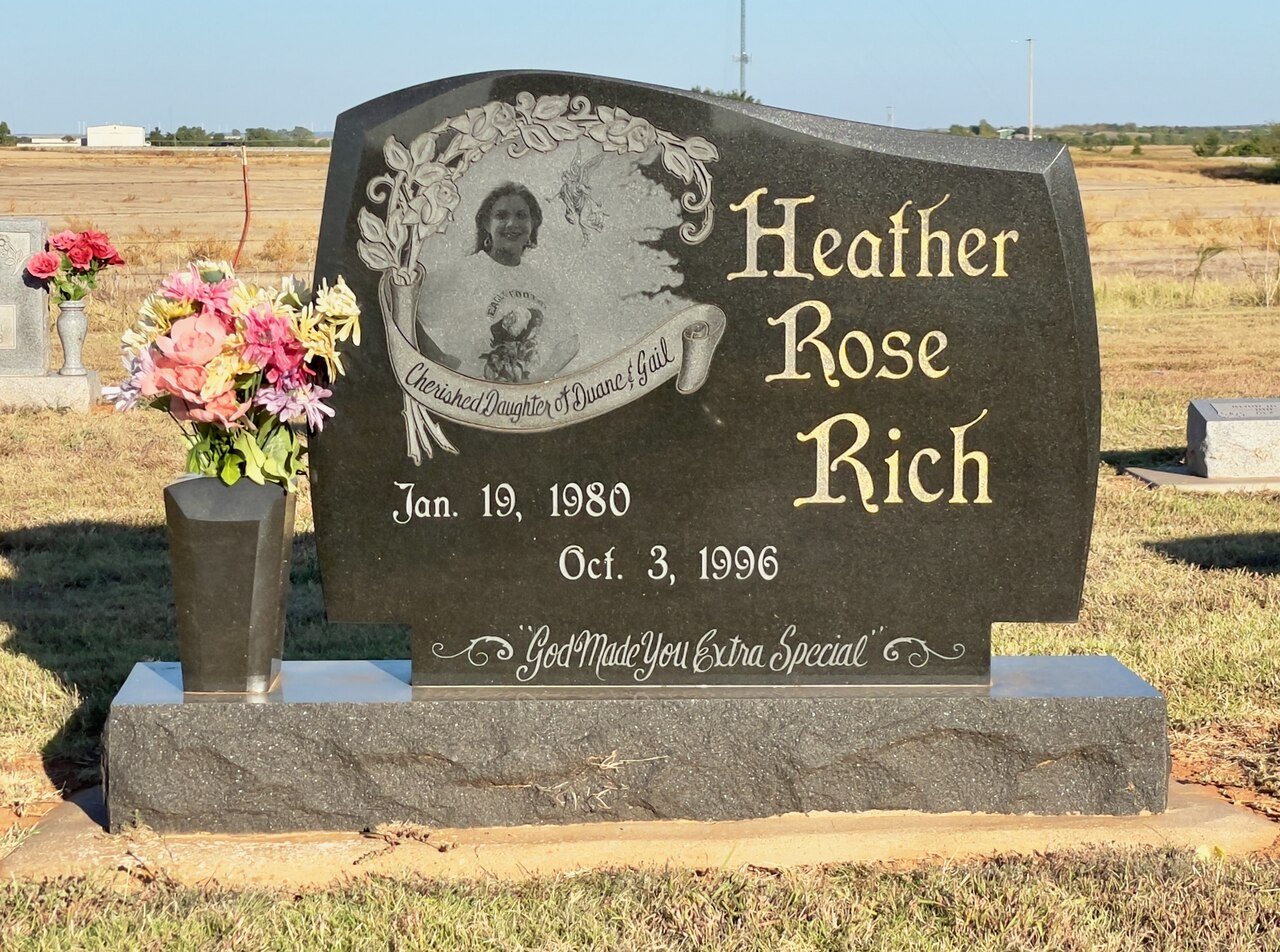 Heather Rich headstone in Fletcher, Oklahoma (3 October 2022, W view)