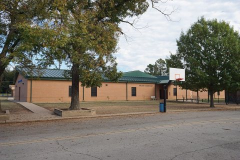 Antlers November 2016 15 (Antlers Elementary School)